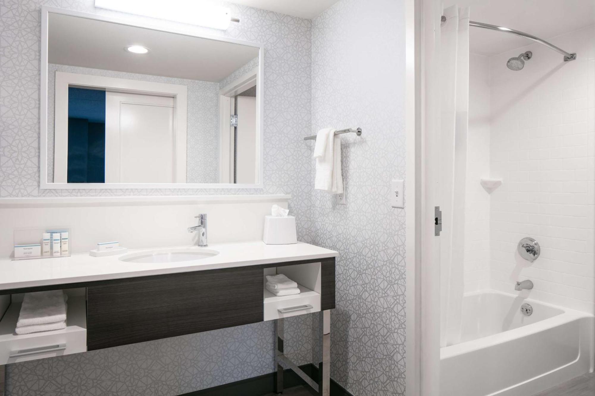 Hampton Inn Dubuque Luaran gambar