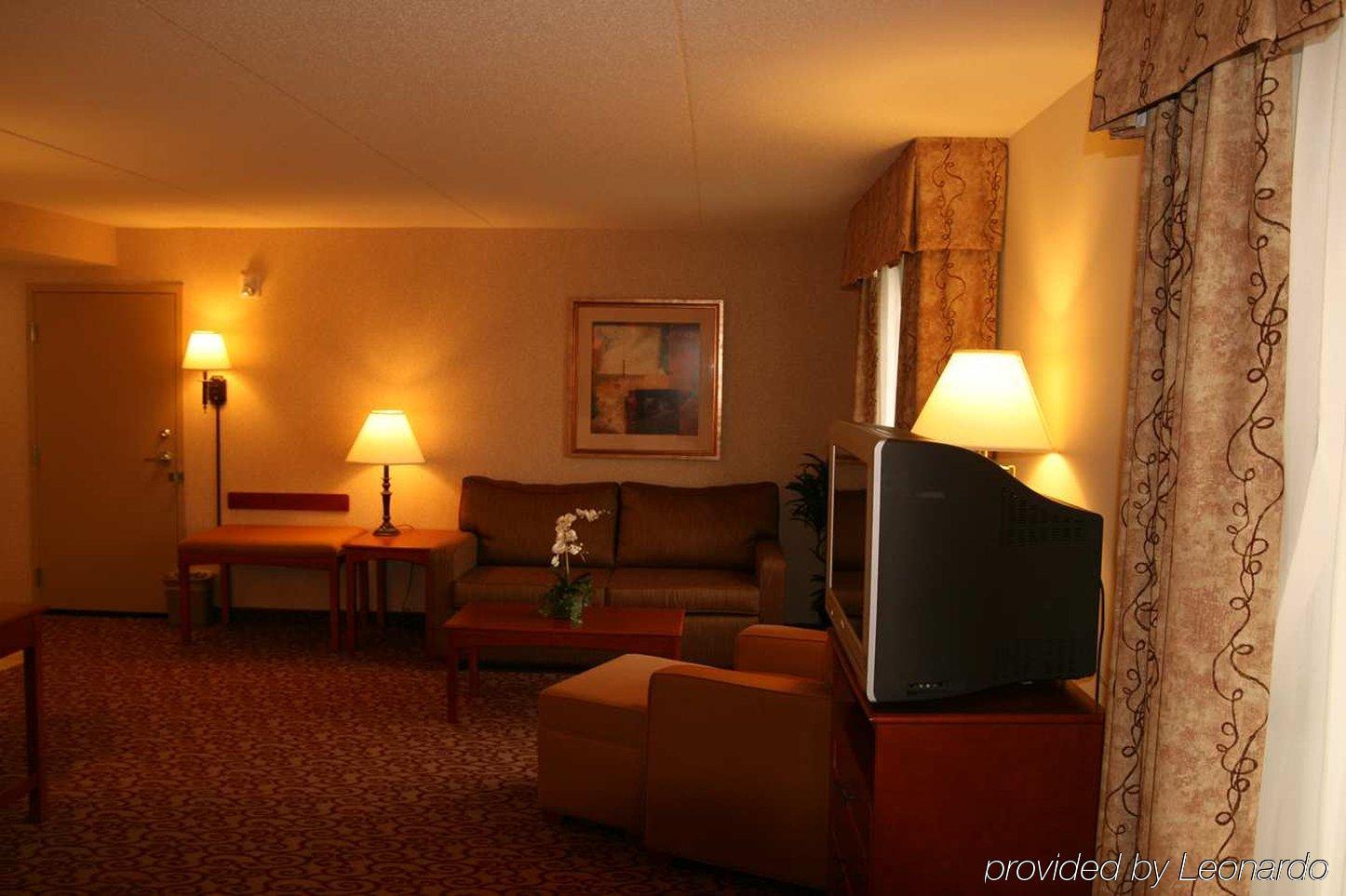 Hampton Inn Dubuque Bilik gambar
