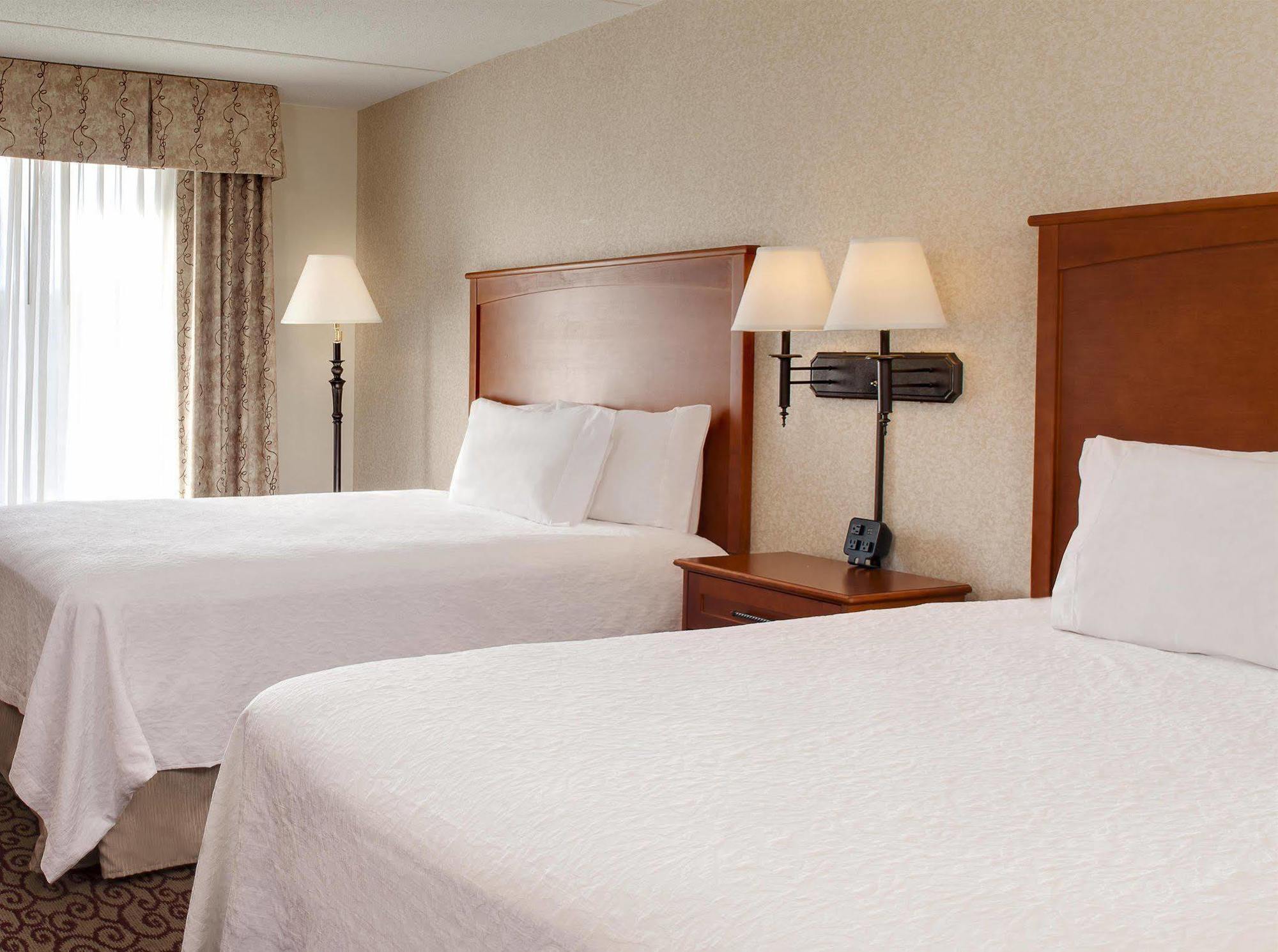 Hampton Inn Dubuque Luaran gambar